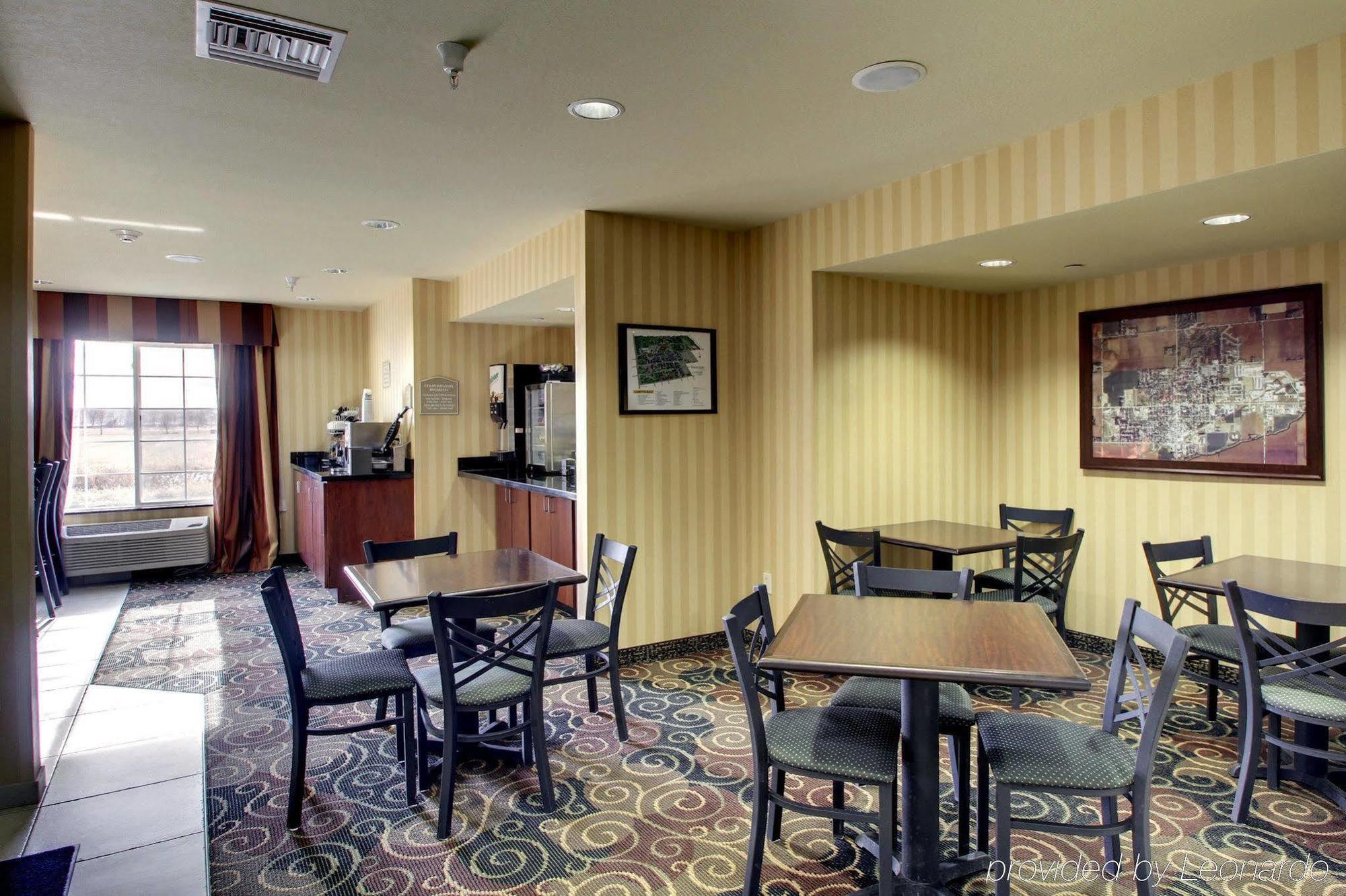 Cobblestone Hotel - Wayne Екстер'єр фото